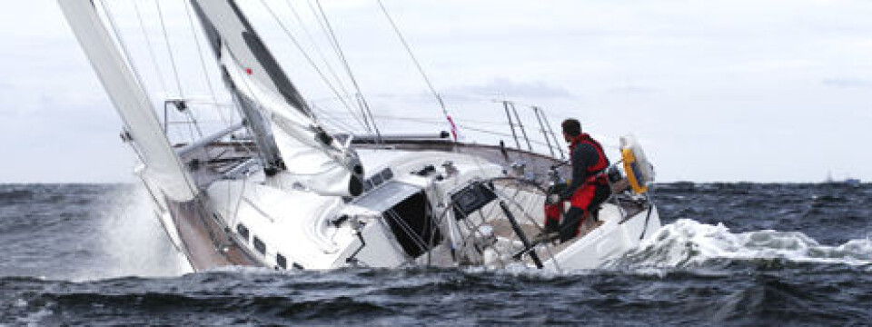 Simrad fornyer OneStar-avtale