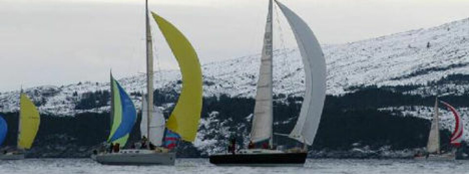 KLÆR: Med riktig bekledning er det mulig å seile hele året i store deler av Norge.