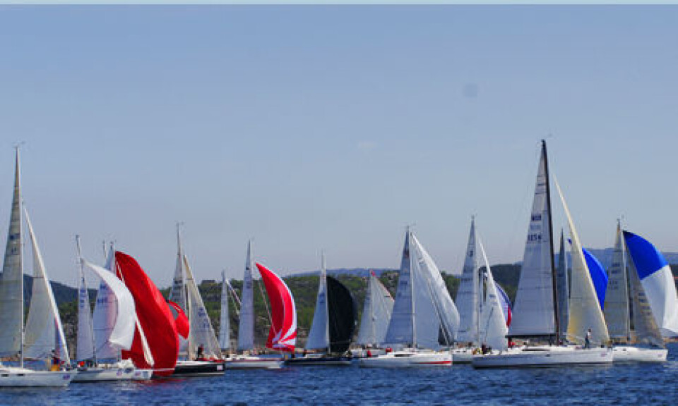 Double-gnist tent i Florø