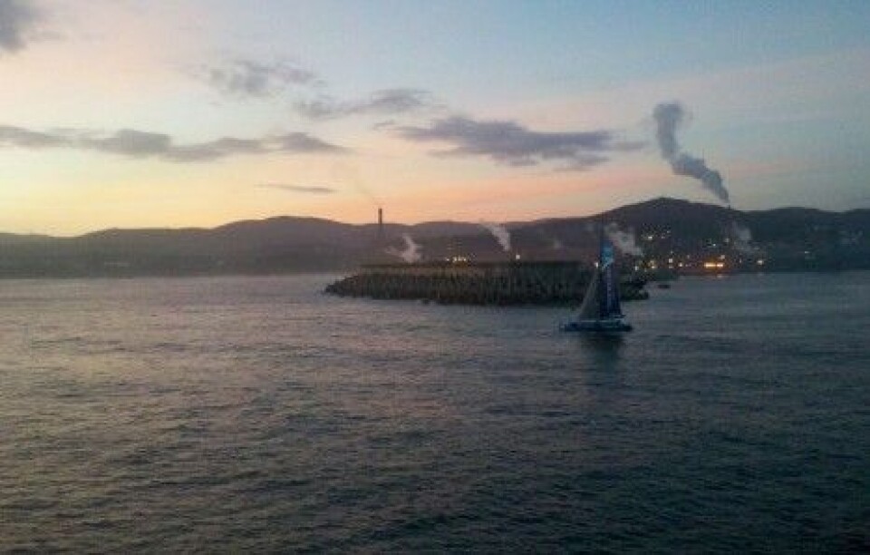 Dramatikk i Vendee Globe