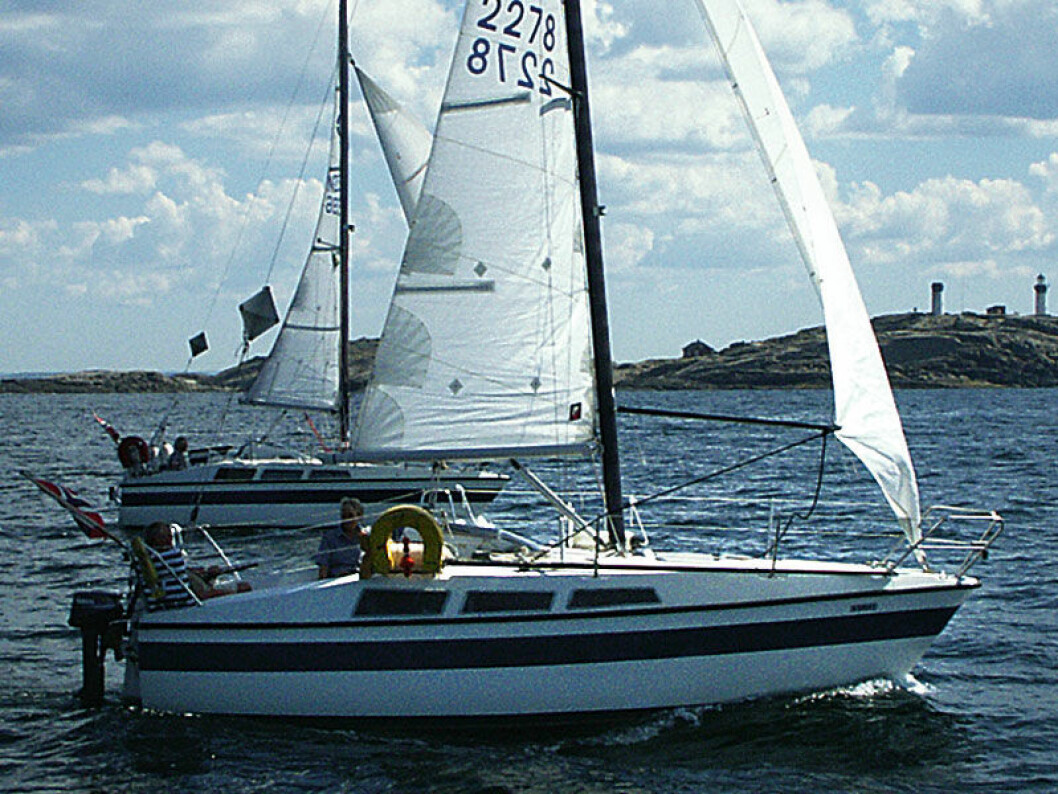 bb11 sailboat