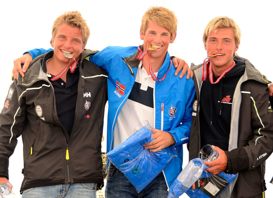 Regattabåter i båtutstilling