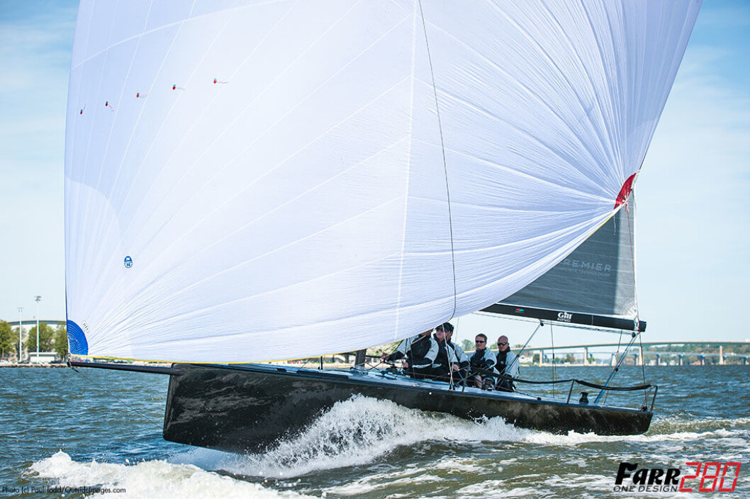Yachting World prøver Farr 280 Yachting World prøver Farr 280