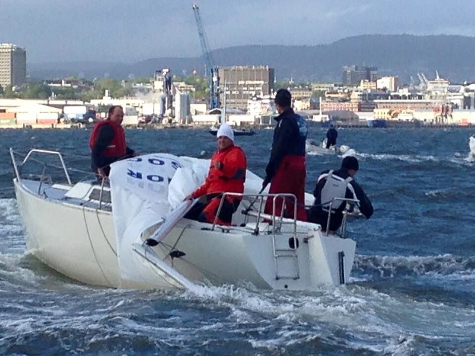 Mastebrekk i tirsdagsregatta