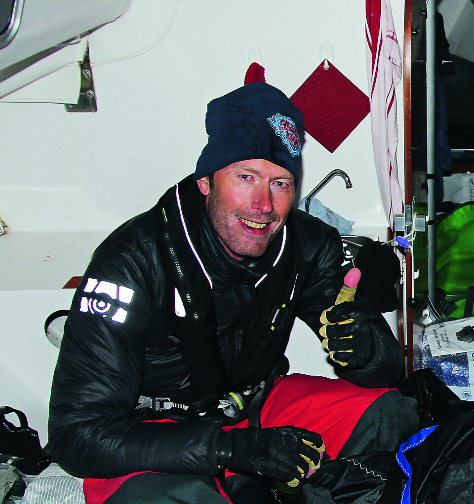SHORTHANDED-SEILER: Lars Johansson har seilt mange shorthanded-regattaer og foretrekker å seile med tørrdrakt.