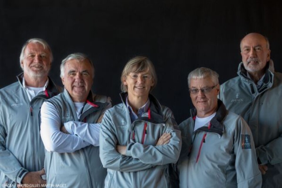 AC juryen: fra v. John Doerr, Graham McKenzie, Josje Hofland, David Tillett og Bryan Willis. foto ACEA / Gilles Martin-Raget.