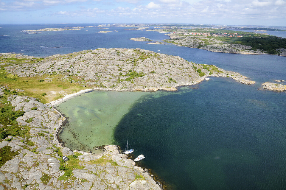 NATUR: Også naturhavner. Kungsö er en av de beste. Bildet er tatt nordover med Vrångö i bakgrunnen.
