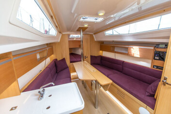 Maxus 26 er som en 30-foter under dekk. Maxus 26 er som en 30-foter under dekk. 