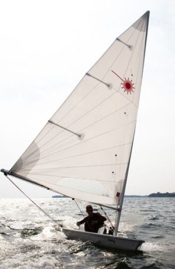 TRIM: Den nye MKII seilet skal oppføre seg mer Laser Radial-seilet. Etter OL, så er det dette seilet som gjelder, men du kan gjerne stille opp med det gode gamle. TRIM: Den nye MKII seilet skal oppføre seg mer Laser Radial-seilet. Etter OL, så er det dette seilet som gjelder, men du kan gjerne stille opp med det gode gamle.