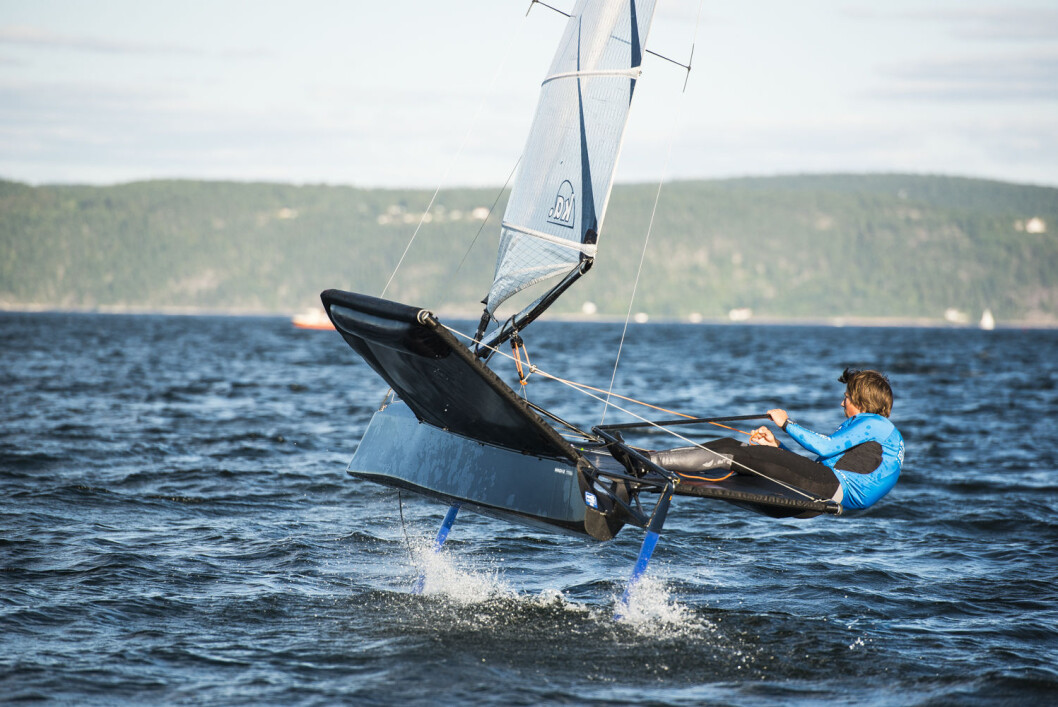 TIL BERMUDA: Bror Føyen With reiser til Bermuda for å være med i America?s Cup i slutten av april. Det ville mange lese om. TIL BERMUDA: Bror Føyen With reiser til Bermuda for å være med i America?s Cup i slutten av april. Det ville mange lese om.