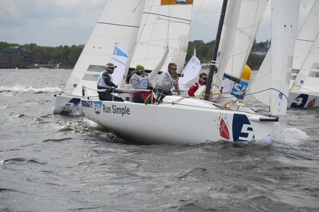I TET: Åsgårdstrand har tatt ledelsen i 1. divisjon etter to dagers seiling i seilsportsligaen. I TET: Åsgårdstrand har tatt ledelsen i 1. divisjon etter to dagers seiling i seilsportsligaen.