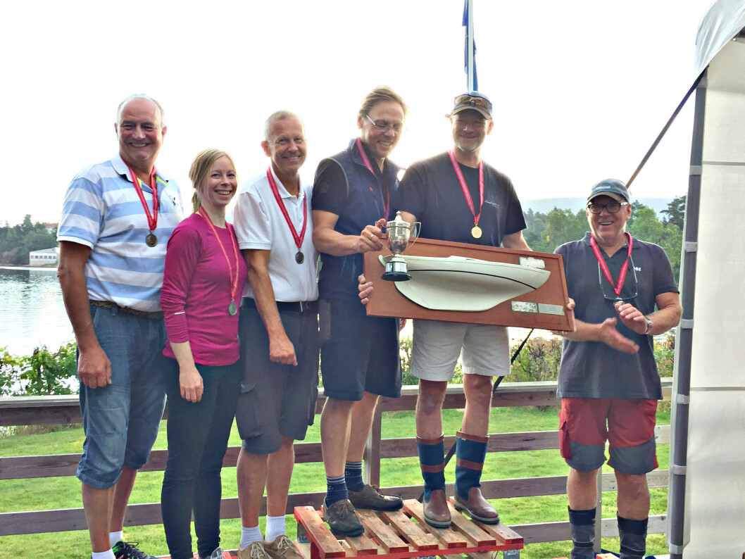 PALLEN: Medaljevinnerne i IF-NM har bokstavelig talt inntatt pallene. PALLEN: Medaljevinnerne i IF-NM har bokstavelig talt inntatt pallene.