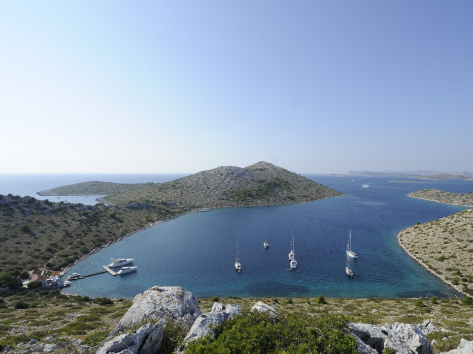 Seilas i månelandskap