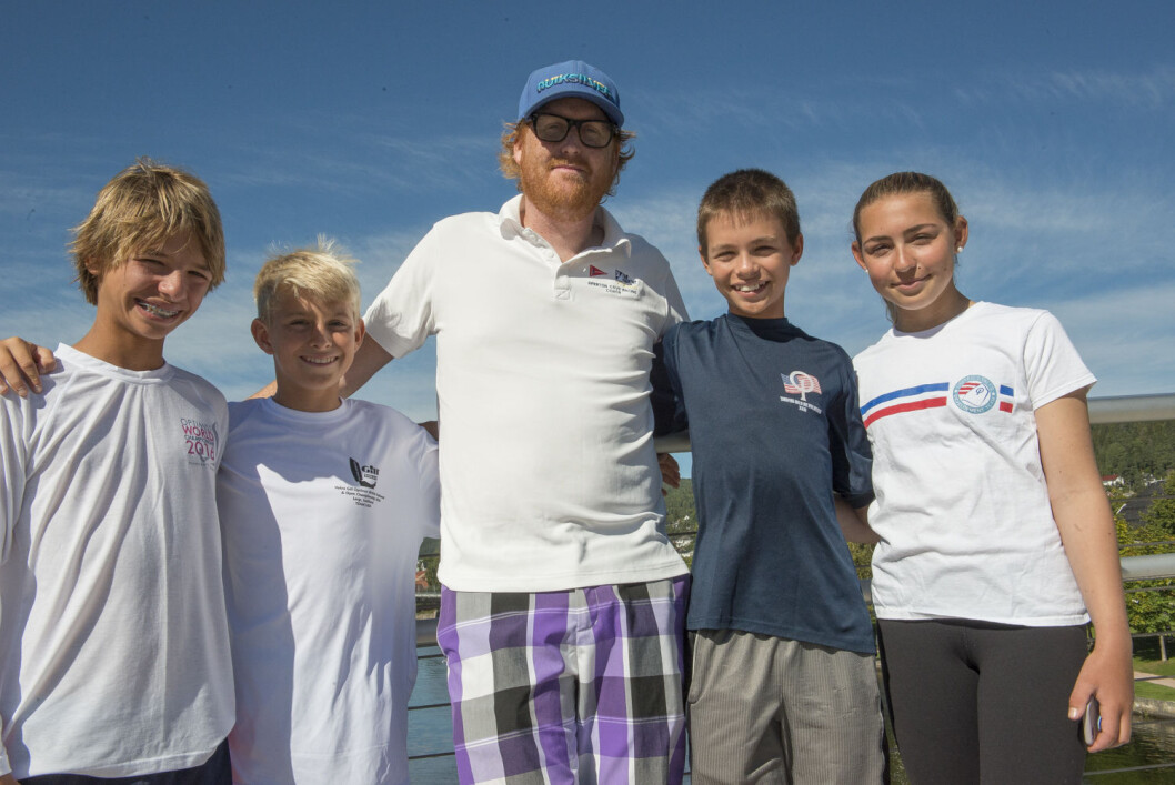 FRA USA: Justin Callahan, Huck Whittemore, Joakim Karlsen, Mitchell Callahan og Bella Casaretto er kommet til Norge for å seile norgescup i Sandefjord. FRA USA: Justin Callahan, Huck Whittemore, Joakim Karlsen, Mitchell Callahan og Bella Casaretto er kommet til Norge for å seile norgescup i Sandefjord.