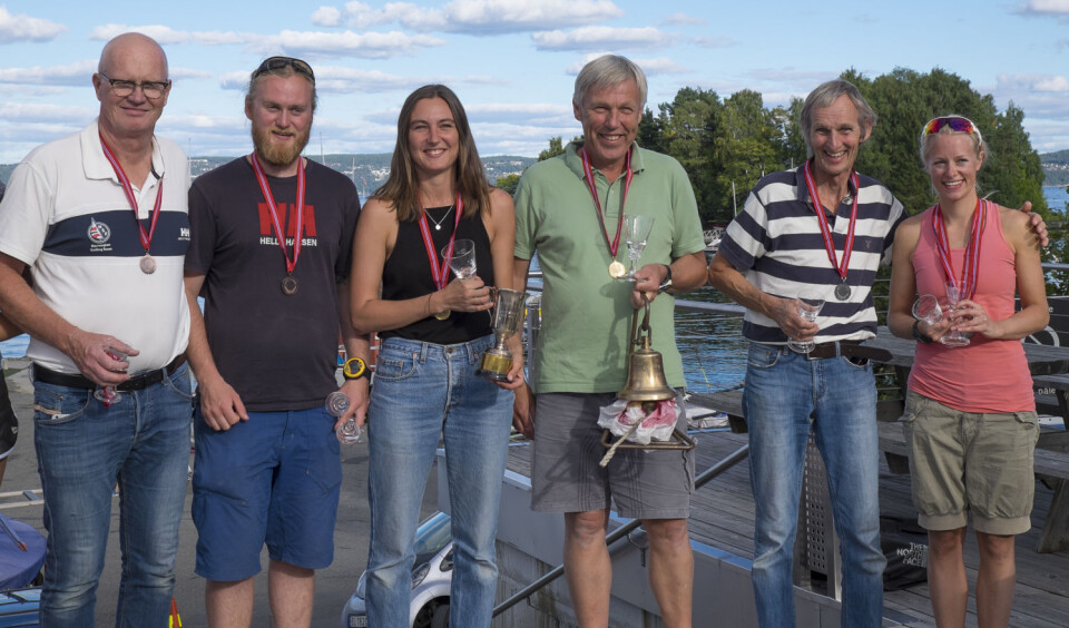 FAMILIE-PALL: Fra venstre Pål Persen, Herman Persen Fostvedt, Martine Hoff Jensen, Morten Jensen, Lasse Naumann og Mari Børretzen. FAMILIE-PALL: Fra venstre Pål Persen, Herman Persen Fostvedt, Martine Hoff Jensen, Morten Jensen, Lasse Naumann og Mari Børretzen.