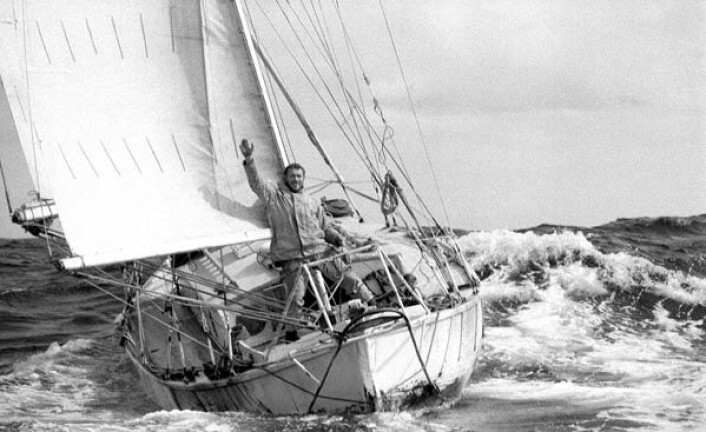 SUHAILI: Robin Knox-Johnston var den første til å fullføre en soloseilas non stop rundt jorden. SUHAILI: Robin Knox-Johnston var den første til å fullføre en soloseilas non stop rundt jorden.