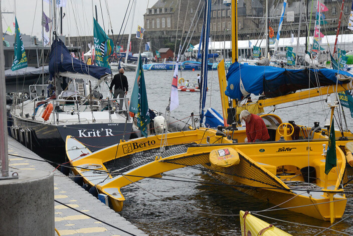 Replika av Kriter og Olympus ligger etter hverandre i havnen i Saint-Malo. Replika av Kriter og Olympus ligger etter hverandre i havnen i Saint-Malo.
