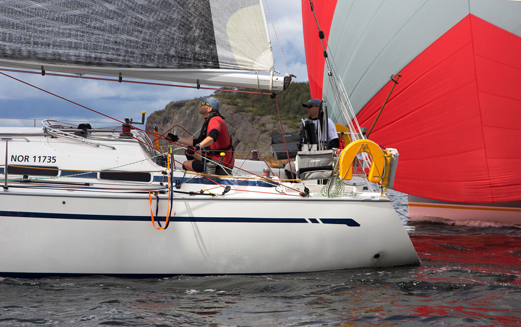 99 DØGN: 17 lag er påmeldt når det gjenstår 99 døgn til starten går i Raymarine 2Star 2017. 99 DØGN: 17 lag er påmeldt når det gjenstår 99 døgn til starten går i Raymarine 2Star 2017.