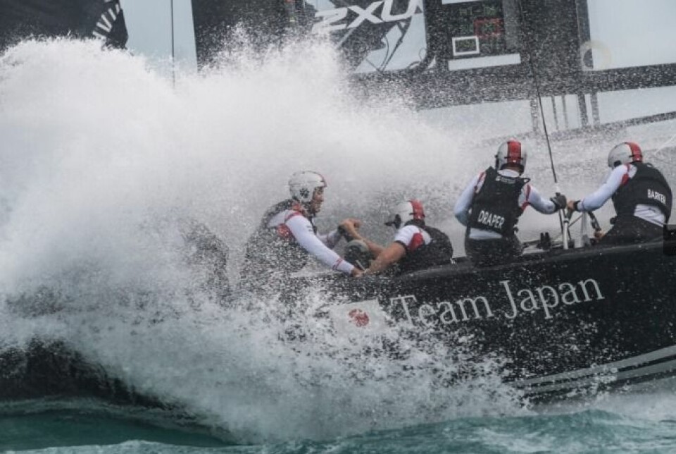 Softbank Team Japan på offensiven