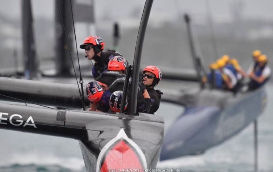 Emirates Team New Zealand foran Artemis.