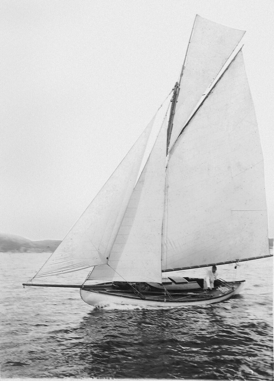 MINNIE:  Med denne båten seilte Jacs svoger, John Bentinck Martin, rundt om i Norge og gjorde seg sine notater og knyttet kontakter i sitt spionarbeide.