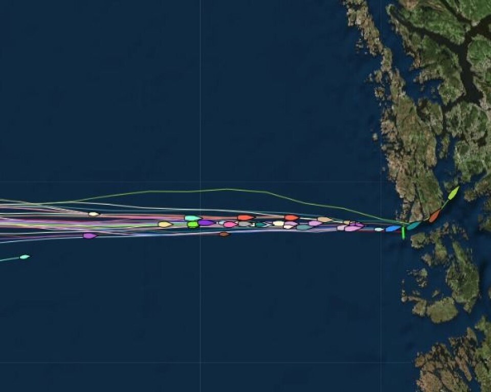 ØSTOVER: Båtene fosser mot Bergen, og flere krysser Nordsjøen på under ett døgn. ØSTOVER: Båtene fosser mot Bergen, og flere krysser Nordsjøen på under ett døgn.