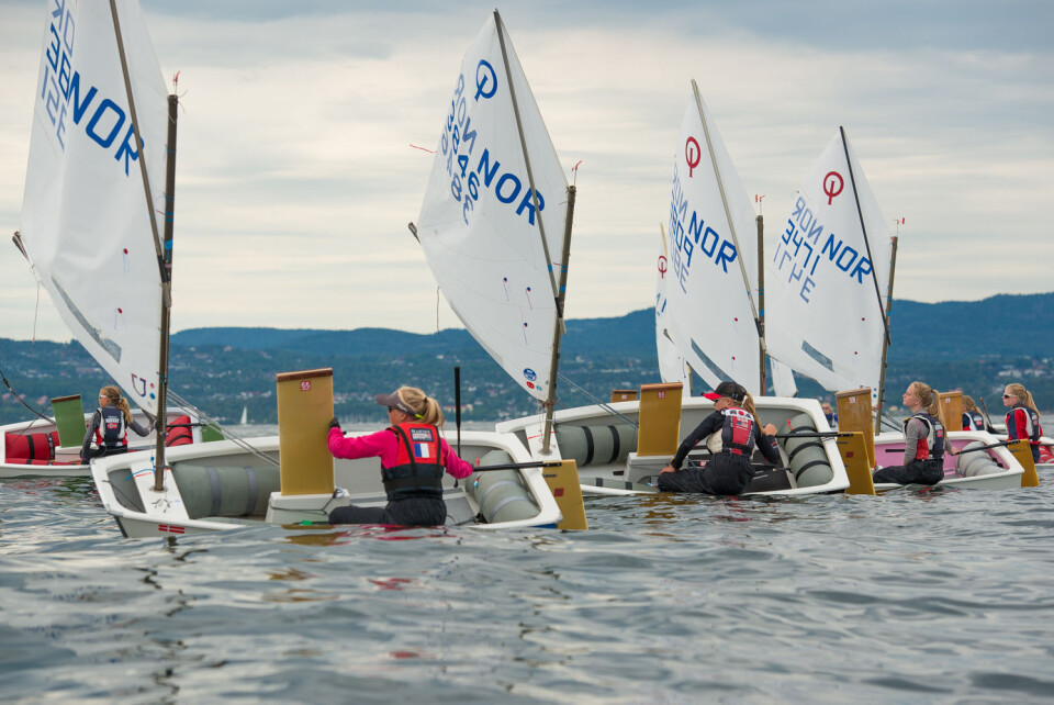 NM I SANDEFJORD: Optimist-seilerne møtes til NM i Sandefjord, og der kan man følge seilerne ved hjelp av tracking. NM I SANDEFJORD: Optimist-seilerne møtes til NM i Sandefjord, og der kan man følge seilerne ved hjelp av tracking.