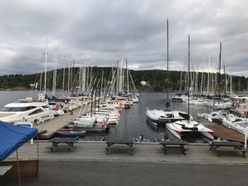 KONFLIKT: Regattaseilere kan oppleve å få båten låst fast i brygga om de ikke har lest seilingsbestemmelsene. KONFLIKT: Regattaseilere kan oppleve å få båten låst fast i brygga om de ikke har lest seilingsbestemmelsene.