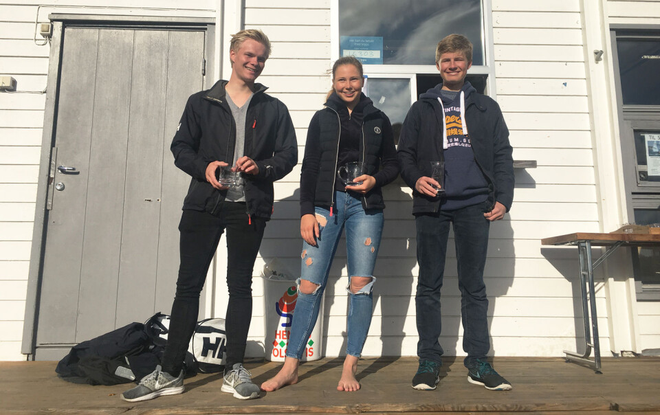 TRE SEIRE: Guro Gjesdal vant alle seilasene i Laser 4.7-klassen i Bærum.Henrik Kaastad Ørjavik (t.v) ble nummer to og Thomas Frigstad nummer tre. TRE SEIRE: Guro Gjesdal vant alle seilasene i Laser 4.7-klassen i Bærum.Henrik Kaastad Ørjavik (t.v) ble nummer to og Thomas Frigstad nummer tre.