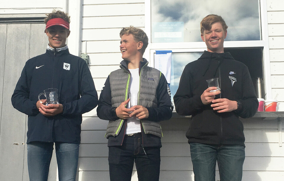 LASER RADIAL: Christoffer Sørlie (i midten) vant foran Uffe Tomasgaard (t.v) og Olai Hagland.