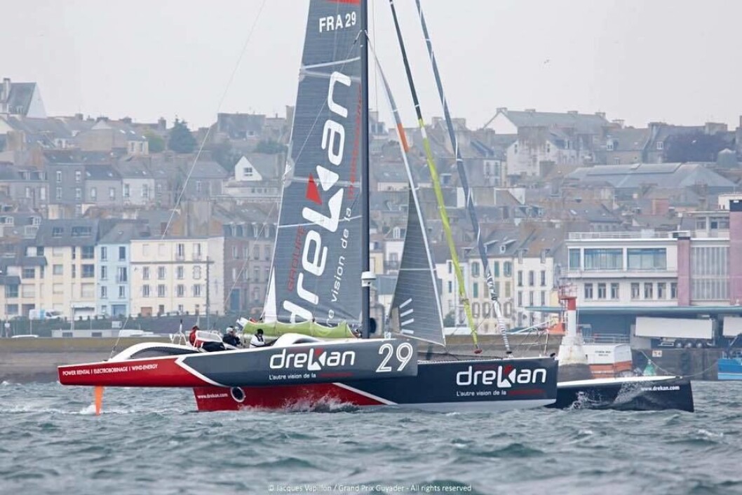 KULLSEILTE: «Drekan Groupe» gikk rundt 300 nm øst for Asorene KULLSEILTE: «Drekan Groupe» gikk rundt 300 nm øst for Asorene