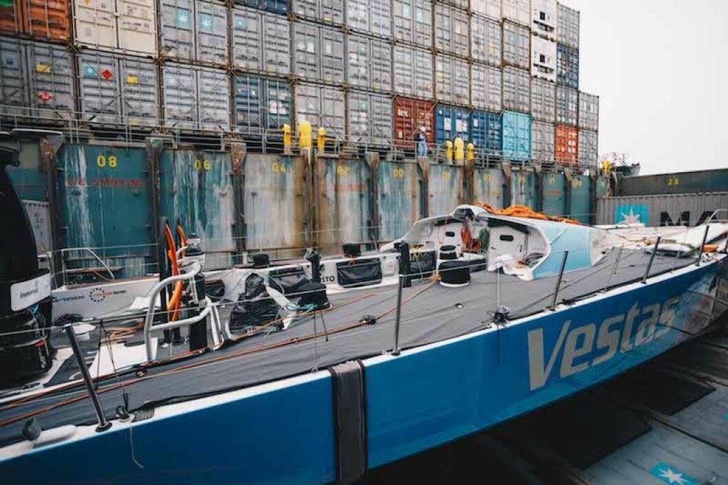 TRANSPORT: Vestas blir fraktet til Auckland på dekket av ett skip.