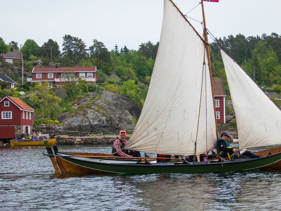 I TRADISJONSBÅTER: Er du ung og uten ferieplaner, da kan kanskje en skjærgårdscamp i tradsjonsbåter være en idé?