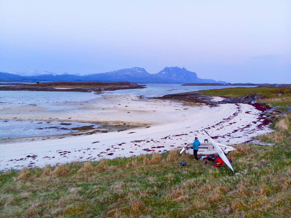 PARADIS: Magne Klann opplever seiling i fantastiske omgivelser på Helgelandskysten.