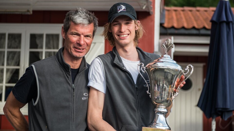 LEDER: Alf Magne Andersen og Henrik Andersen vant sin klasse i Raymarine 2Star, og det gjør at Alf Magne nå leder i konkurransen om å bli Årets Shorthanded-seiler. LEDER: Alf Magne Andersen og Henrik Andersen vant sin klasse i Raymarine 2Star, og det gjør at Alf Magne nå leder i konkurransen om å bli Årets Shorthanded-seiler.