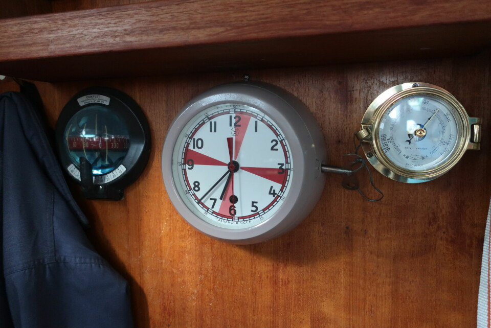 TIDEN: Også kronometeret må være mekanisk. Wiig har skaffet et billig på e-bay fra den russiske marinen fra Sovjet-tiden.
