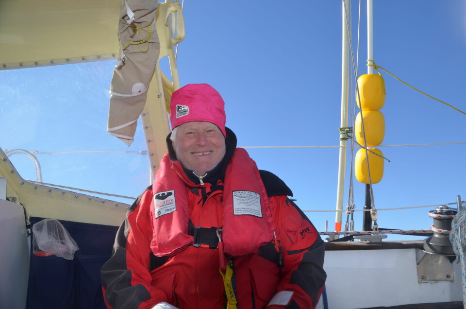 ARTIKKELFORFATTEREN: Mikkel Thommessen var godt fornøyd etter hvert som han vendte seg til kulden og båtens bevegelser.