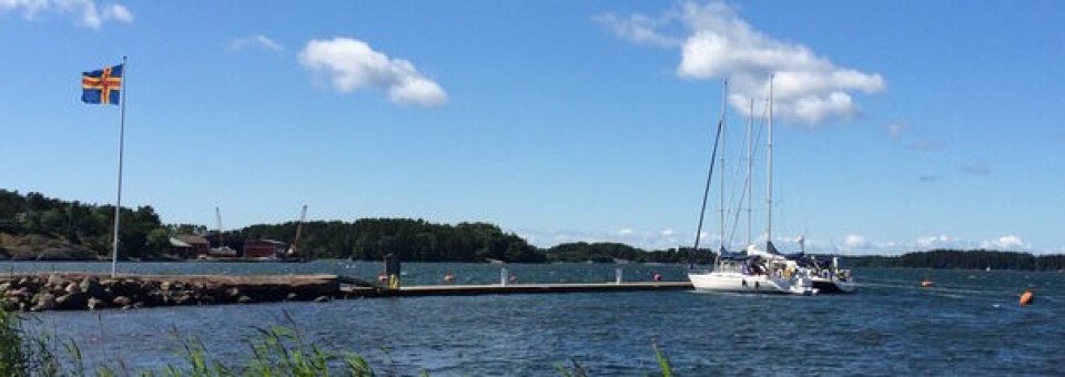 FLAGG: Åland har sitt eget flagg og øygruppen har en sterk maritim tradisjon.