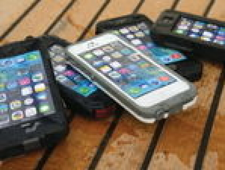 SJØKLAR: Deksler beskytter mobiletelefonen uten at funksjonene blir vesentlig redusert.