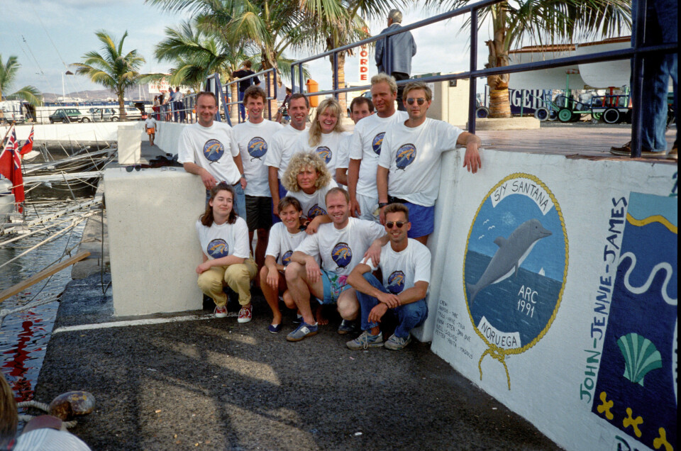 ARC: Her er logoen malt på kaia i Las Palmas før avreise i ARC i november 1991.
