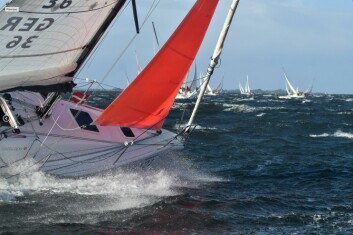 TØFT: Hard vind, mye strøm og lite med plass gjorde Silverrudder til en svært krevende regatta. 