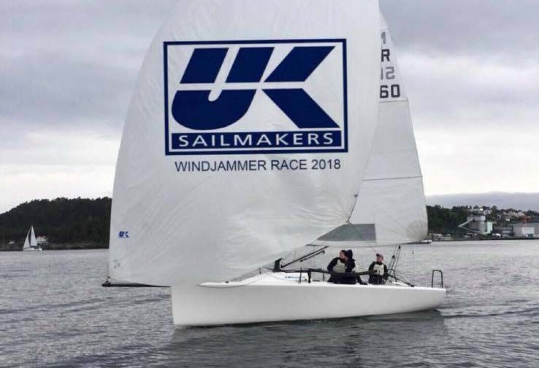 PREMIE: Du kan vinne en helt ny spinnaker til båten din i UK Sailmakers Windjammer Race. PREMIE: Du kan vinne en helt ny spinnaker til båten din i UK Sailmakers Windjammer Race.