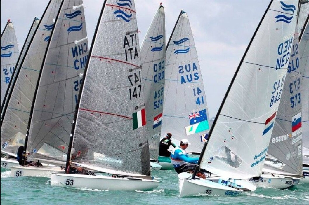IKKE NORSK: Det ble ingen nordmann på regattabanen i dag. Anders Pedersen fikk se det svarte flagget. IKKE NORSK: Det ble ingen nordmann på regattabanen i dag. Anders Pedersen fikk se det svarte flagget.