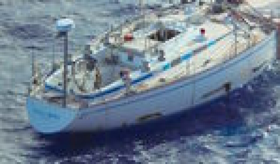 FUNNET: Bildene av båten som har drevet rundt i Atlanterhavet i over et halvt år, forundrer eieren. FUNNET: Bildene av båten som har drevet rundt i Atlanterhavet i over et halvt år, forundrer eieren.