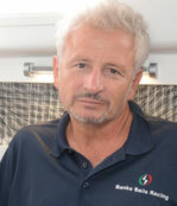 SEILER: Paolo Semeraro er seilmaker, b&aring;tbygger og har utviklet ny seilteknologi.