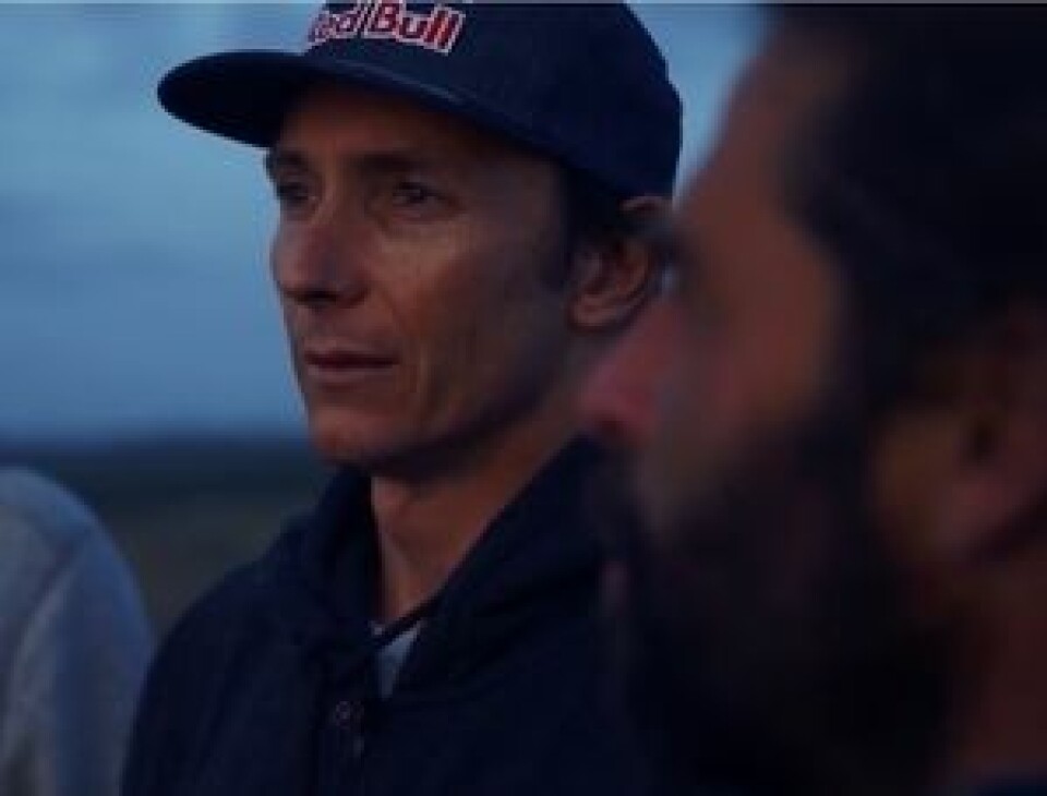 BRETTSEILER: Australske Jason Polakow var den første som seilte de enorme bølgene ved Nazaré