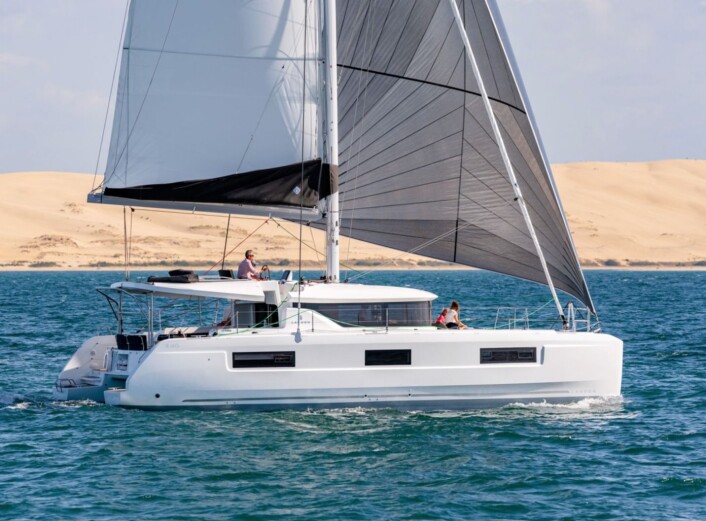 KATAMARAN: Lagoon 46 får verdenspremiere på Boot. Katamaranen får flybridge. KATAMARAN: Lagoon 46 får verdenspremiere på Boot. Katamaranen får flybridge.