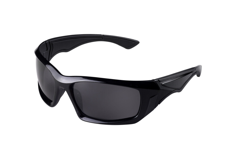 BRILLE: Solbrillen fra Gill har styrke og egner seg for langsynte personer. BRILLE: Solbrillen fra Gill har styrke og egner seg for langsynte personer.