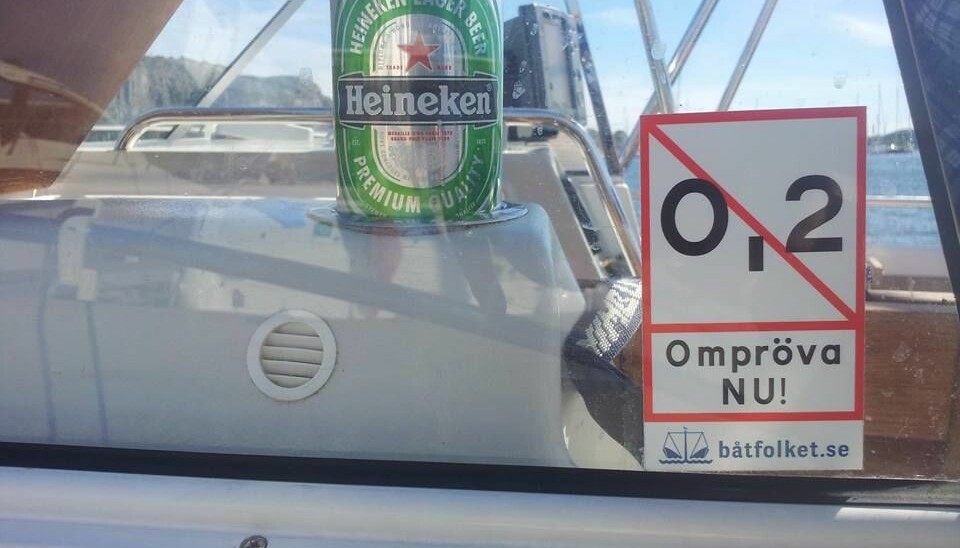 MOTSTAND: Det er en del motstand mot den strenge alkoholloven på sjøen i Sverige.