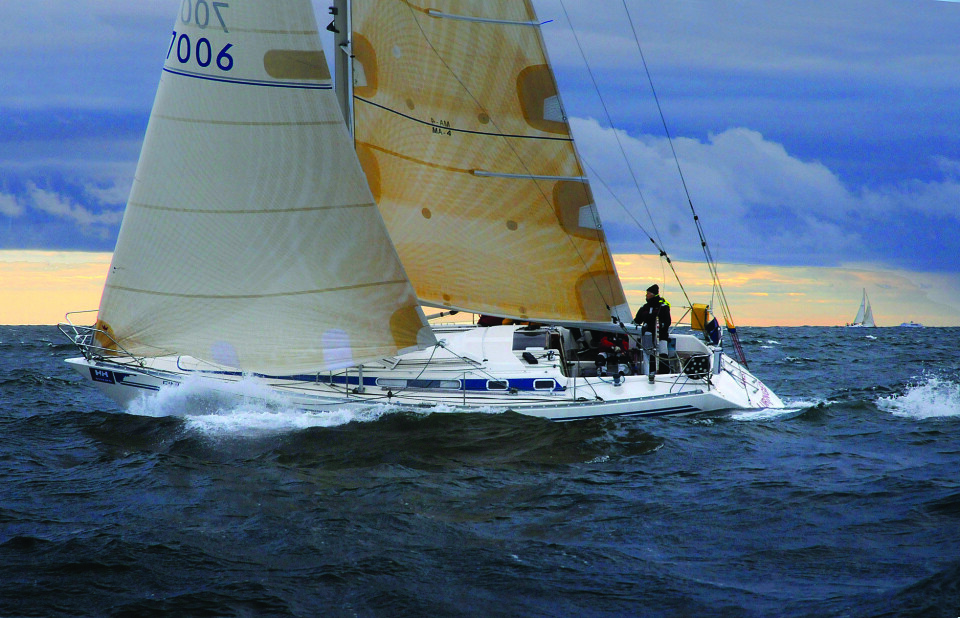 LURINGEN: Tommy Bergman har seilt sin Finngulf 39 siden 1986, og vunnet mange regattaer med den.